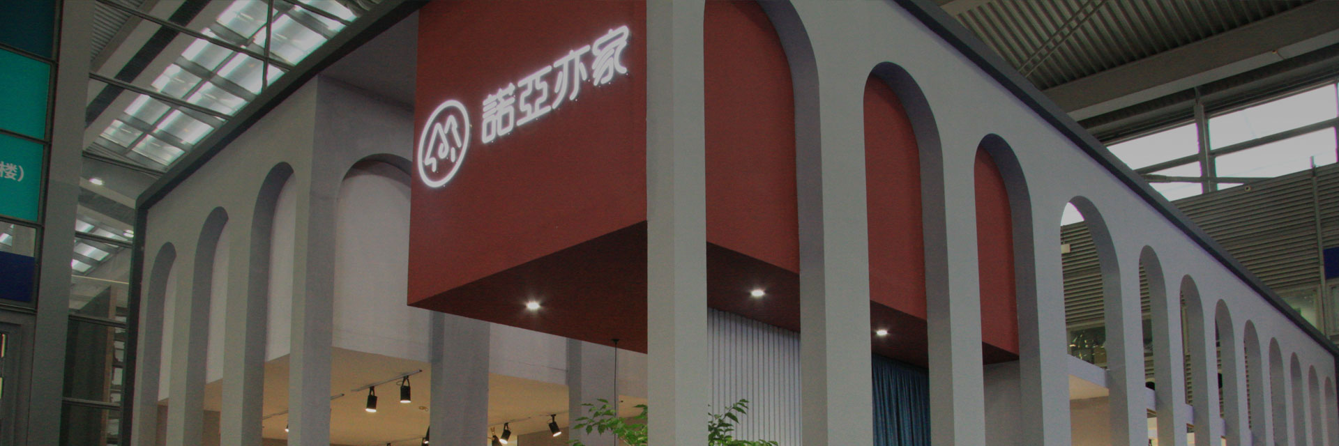 A mesa de cabeceira robusta de carvalho se tornará cada vez mais popular entre as pessoas - Notícias - Qingdao Sinoah Co., Ltd