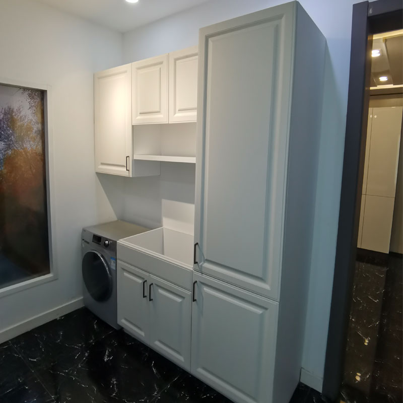 Como os armários de lavanderia brancos laminados melhoram a eficiência da sua lavanderia
